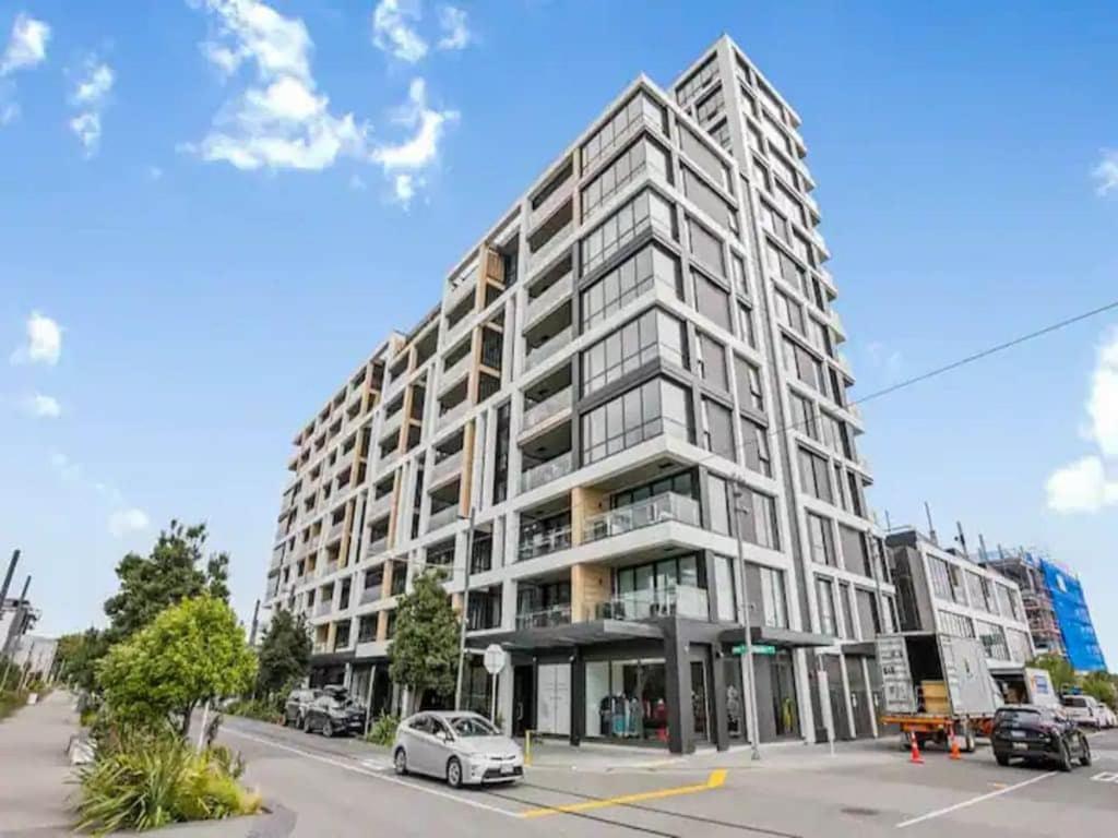 Sleek Modern Studio With Balcony โอ๊คแลนด์ ภายนอก รูปภาพ
