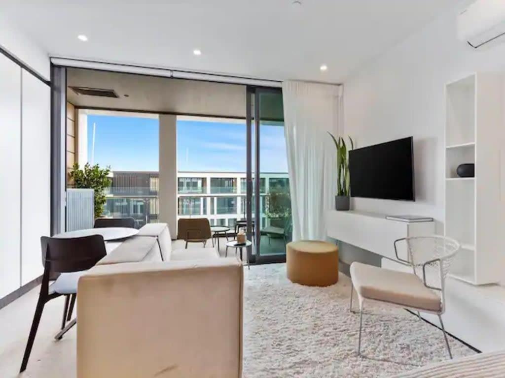 Sleek Modern Studio With Balcony โอ๊คแลนด์ ภายนอก รูปภาพ